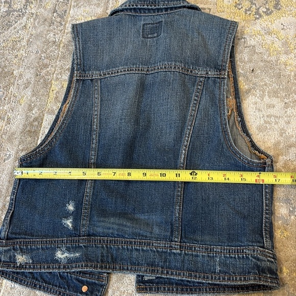 American Eagle Denim Vest - Picture 5 of 6